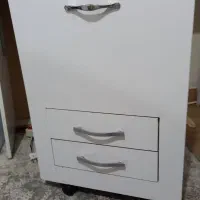 میز وصندلی چرخ خیاطی