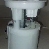 پمپ بنزین کیا ریو نو داخل جعبه و چراغ خطر عقب راست|قطعات یدکی و لوازم جانبی|تهران, حشمتیه|دیوار