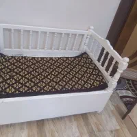 میز نشیمن|میز و صندلی غذاخوری|اصفهان, ارغوانیه|دیوار