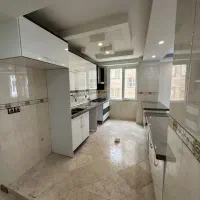 ۹۷ متر نوساز سالن سرتا سر پرده خور الاله شرقی