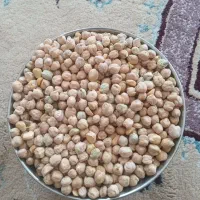 نخود فروشی