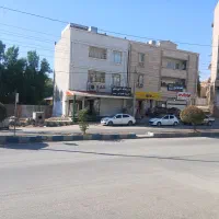 مغازه تجاری واقع هشت بنگله