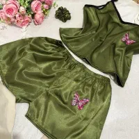 لباس زیر|لباس|آبیک, |دیوار