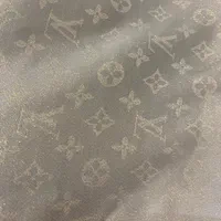 روسری قواره بزرگ ابریشم ژاکارد لمه دار|لباس|اصفهان, رزمندگان|دیوار