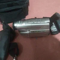 یک عدد دوربین قدیمی