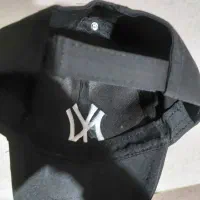 کلاه|کیف، کفش، کمربند|بروجرد, |دیوار