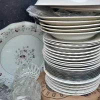 تعدادی ظروف