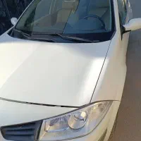 مگان ۲۰۰۰اتوماتیک