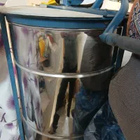 سلام یک دستگاه عسل گیر ۴قاب استیل نو|ماشینآلات صنعتی|یزد, |دیوار