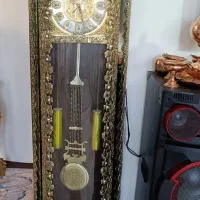 ساعت برنز ایستاده