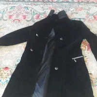 پالتو|لباس|ثلاث باباجانی, |دیوار