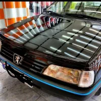 واکس و پولیش خودرو