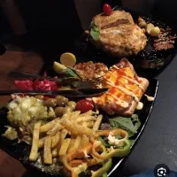 کارگر ساده و ماهربرای کار دررستوران با تمامی مزایا|استخدام خدمات فروشگاه و رستوران|تهران, الهیه|دیوار