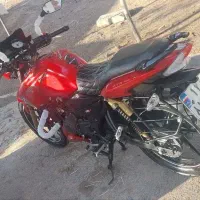 آپاچی ۱۸۰ آلبالویی