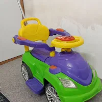 ماشین دسته دار بچگانه