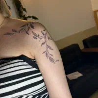 اجرای تتو‌بدن برای بانوان