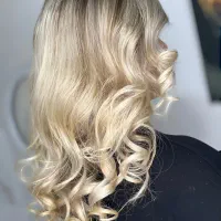 جشنواره تخفیف رنگ ولایت و میکاپ وشنیون وکوتاهی