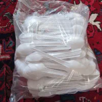 قاشق یکبار مصرف