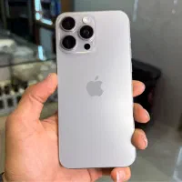 آیفون۱۵ پرومکس باطری ۱۰۰ درحد آکبند