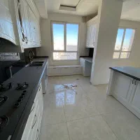 آپارتمان ۱۸۰ متری/دونبش/طبقه پنج/چشم انداز عالی