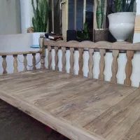 تخت چوبی سطلنتی