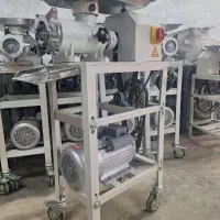 چرخ گوشت ۳۲ متحرک|کافیشاپ و رستوران|تهران, باشگاه نفت|دیوار