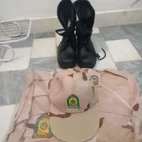 یک دست لباس مرزبانی