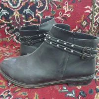 نیم بوت زنانه ۳۸|کیف، کفش، کمربند|ری, هاشمآباد|دیوار