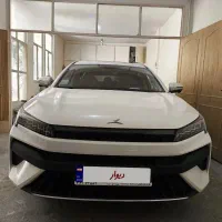 کی ام سی kmc j7