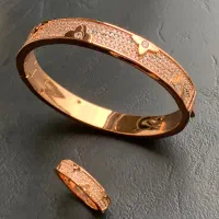 اکسسوری و بدلیجات استیل و جواهر عمده