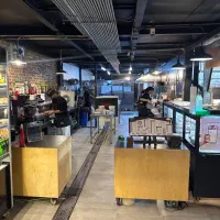 نیروی خدمات و ظرفشور کافه رستوران