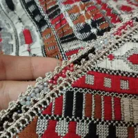 کریشی کارم روی چادر|لباس|سراوان, |دیوار