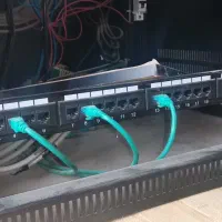 سوئیچ 16 پورت دی لینک DES-1016D|مودم و تجهیزات شبکه|کرمانشاه, |دیوار