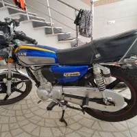 موتورسیکلت ۲۰۰