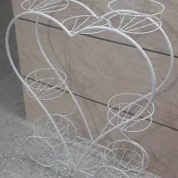 گلدان فلزی سفید