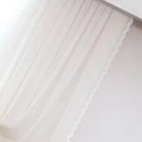 پرده تور دانتل.