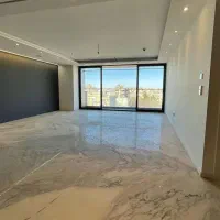 آپارتمان مدرن با طراحی منحصر به فرد/اوایل جلال