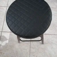 صندلی چرم پایه فلزی