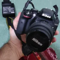 دوربین عکاسی مدل نیکون D3300 معاوضه دارم