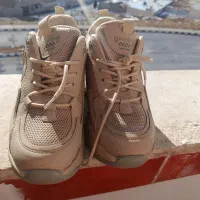 کتونی ۳۵|کفش و لباس بچه|مهاجران, |دیوار