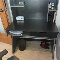 میز تحریر کشو دار بهمراه کتابخانه