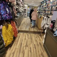 فروشنده پوشاک بچه گانه درآمد بالا