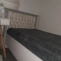 تخت خواب یک نفره