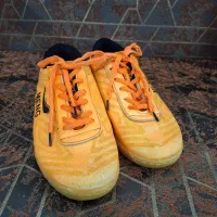 کفش فوتسال سایز ۳۶