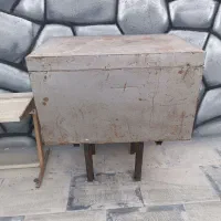 میز پایه ماشین بافتنی و صندق قدیمی|لوازم خیاطی و بافتنی|تربت‌حیدریه, شهرک ولیعصر|دیوار