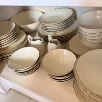 چند دست سرویس چینی و سرامیکی