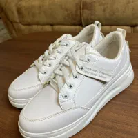 کفش|کیف، کفش، کمربند|گلبهار, شهر جدید گلبهار|دیوار