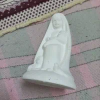 عرصه بهم تنگه