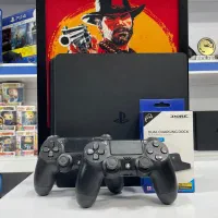 PS4 Slim 1T همراه با پایه شارژر آکبنذد