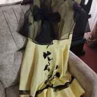 لباس نو|لباس|مشهد, دانشجو|دیوار